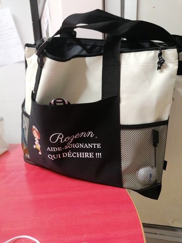 Sac soignante qui déchire avec prénom photo review