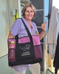 Avis cliente sac infirmière personnalisé avec prénom Nathalie brodé